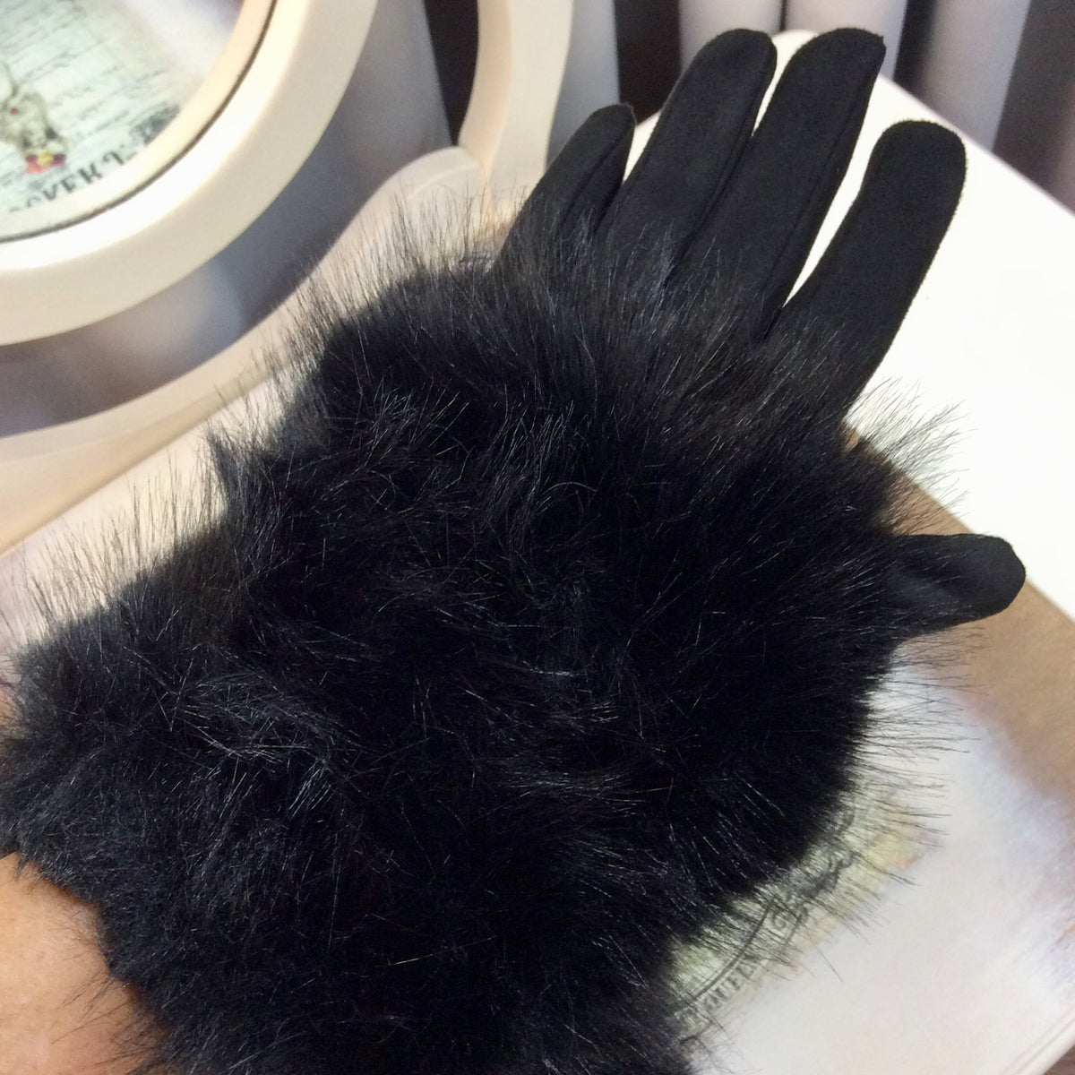 Minkie Convertible Cuff Faux Suede Gloves