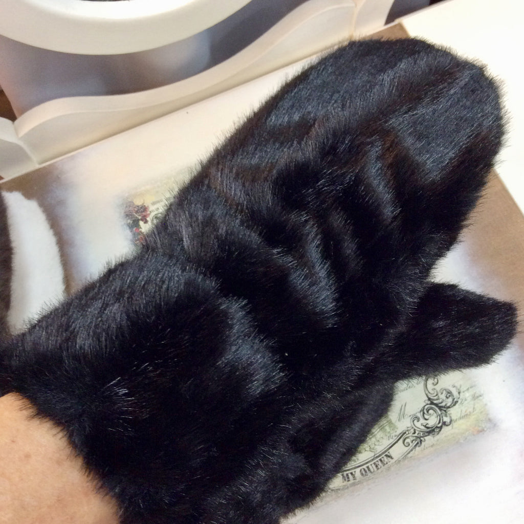 Minkie Faux Fur Mitten