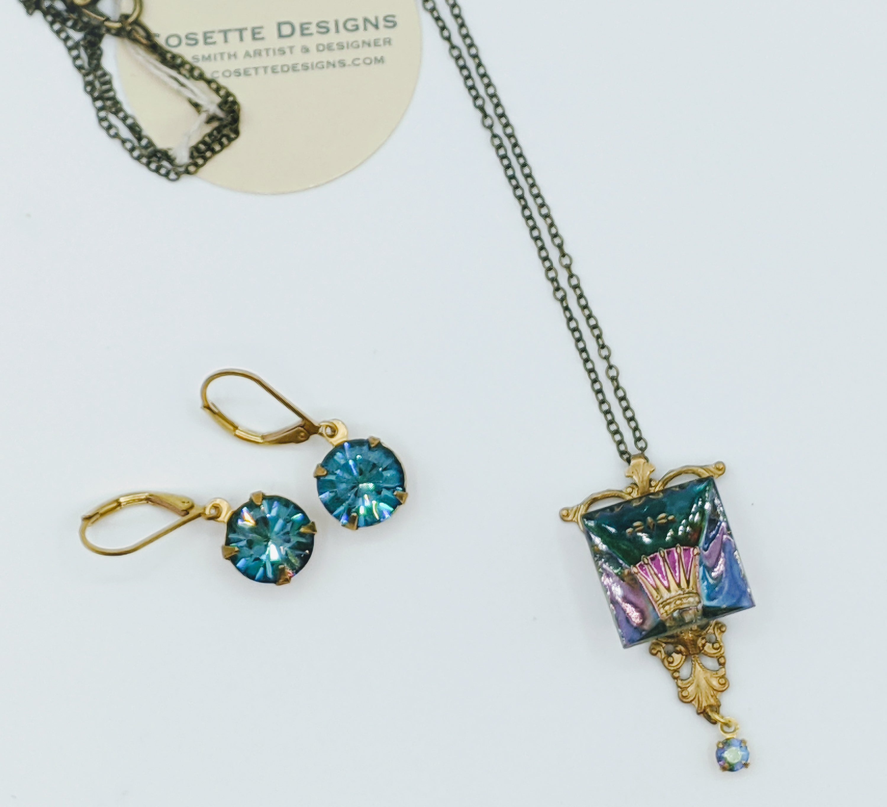 Queens Crown Necklace